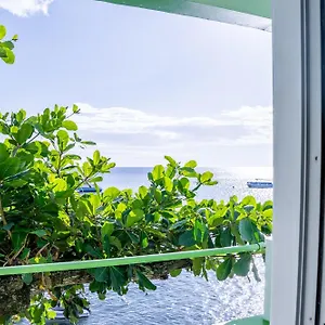 Ocean's Edge Restaurant & Bar Hotel